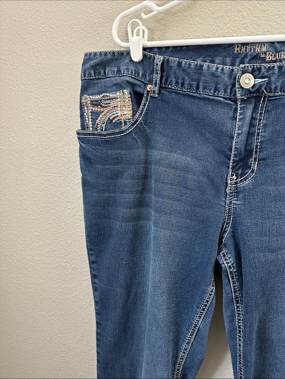 Women Blue Jeans size 20 Rhythm in Blues Strech Jeans Embroidered 5 Pockets - Picture 4 of 13